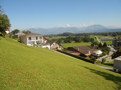 Grundstück (1.436 m²) an sonniger Hanglage mit unverbaubarer Aussicht in Lienz – Tausch